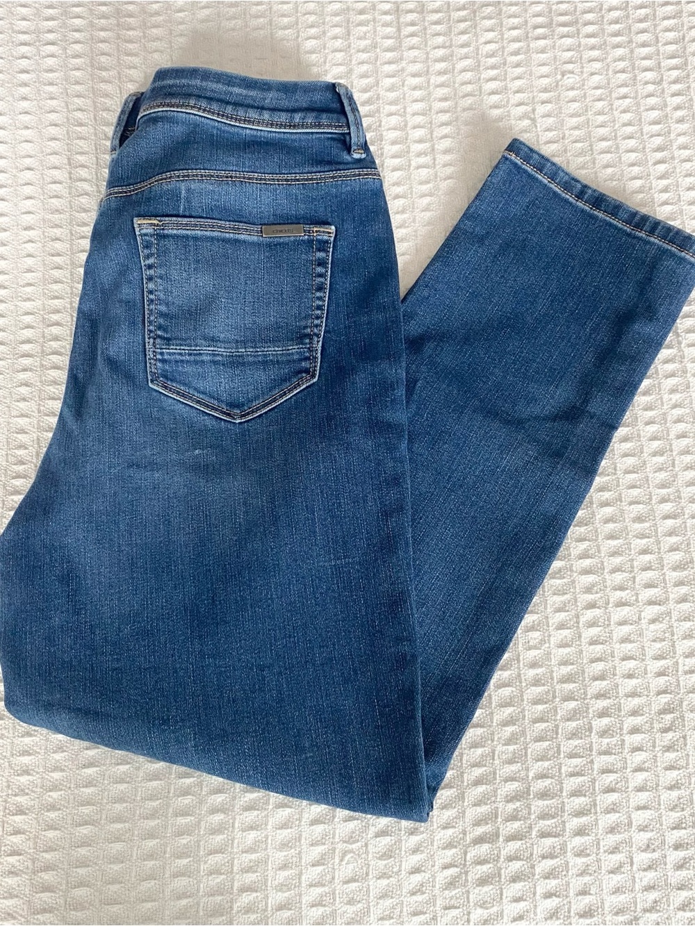 Chico's So Slimming Boyfriend Crop Jeans